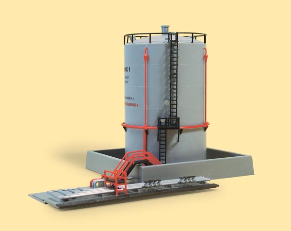 Single tank farm extention<br /><a href='images/pictures/Auhagen/12216.jpg' target='_blank'>Full size image</a>